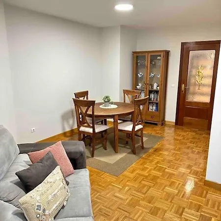 Fuente Pelayo Apartment Oviédo