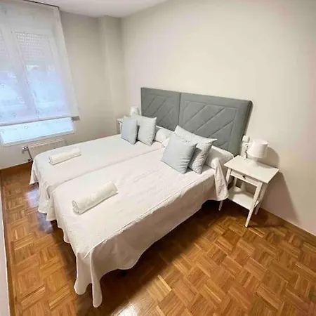 Fuente Pelayo Apartment Oviédo